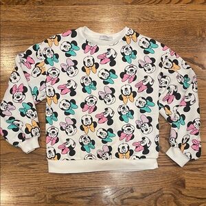 Girls Minnie Mouse sweatshirt size 9-10